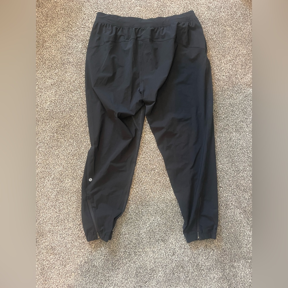 LULULEMON WOMENS JOGGERS SIZE 14 - Picture 3 of 4